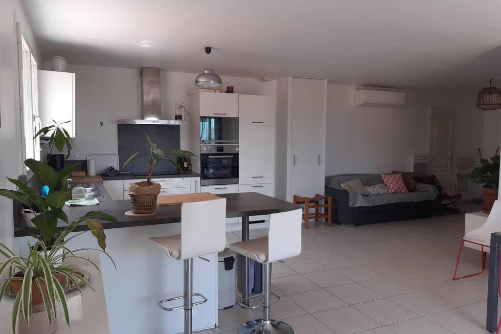 Maison Avec Vue Sur La Mer Et Avec Piscine A Fitou Luaran gambar